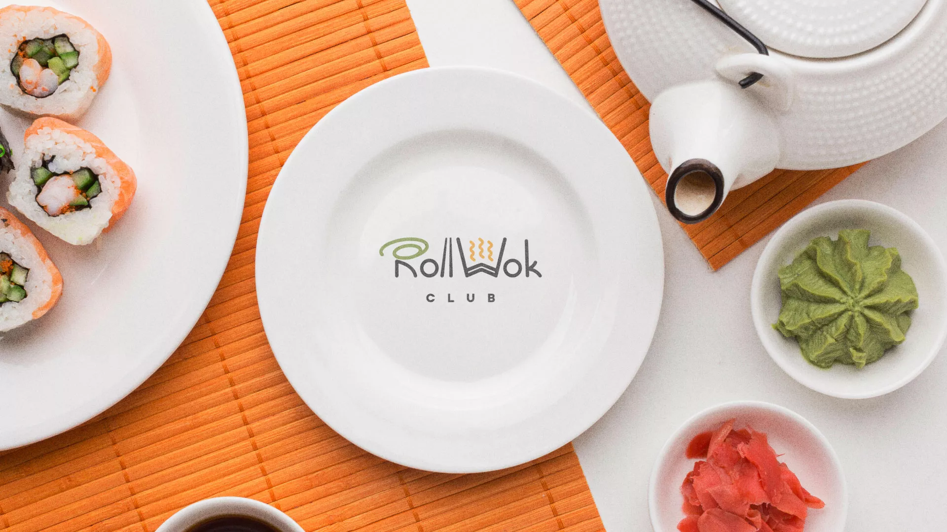Разработка логотипа и фирменного стиля в Шебекино для суши-бара «Roll Wok Club» Разработка логотипа и фирменного стиля в Шебекино для суши-бара «Roll Wok Club»